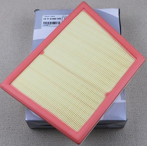 Воздушный фильтр BMW. Артикул 13718692202