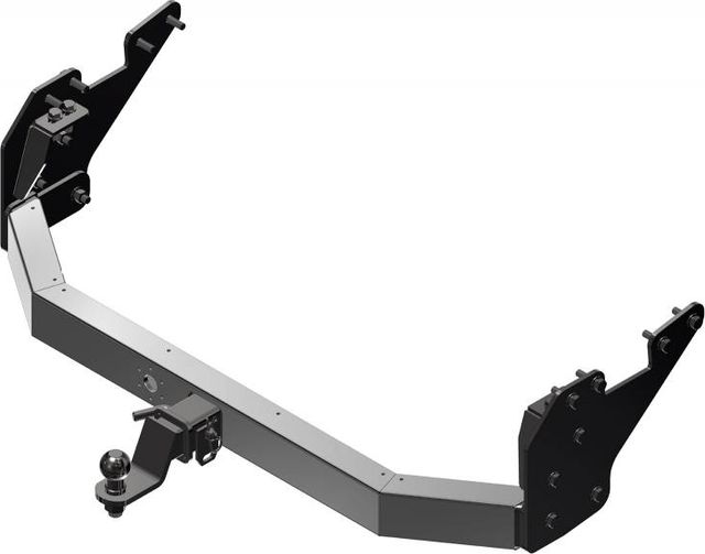 Фаркоп PT Group c накладкой из нержавейки для Toyota Hilux VIII 2015-2026. Американский квадрат. Артикул THI-15-991124.00 (09121501)