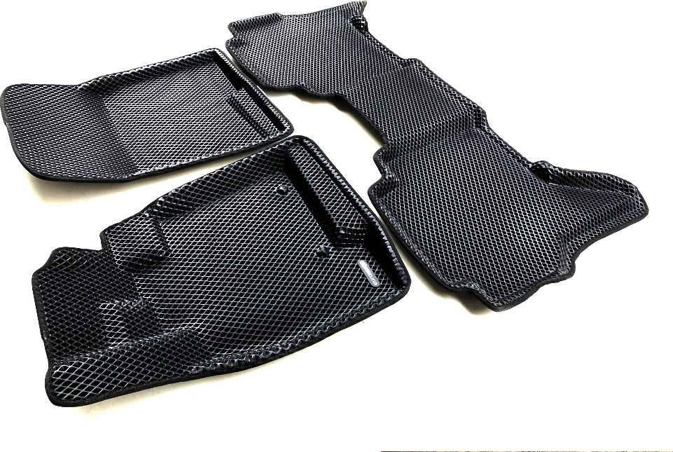 Коврики Euromat 3D EVA для салона Mitsubishi Pajero IV 2006-2026. Артикул EM3DEVA-003610