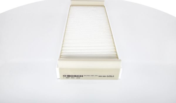 Салонный фильтр Bosch. Артикул 1 987 431 163