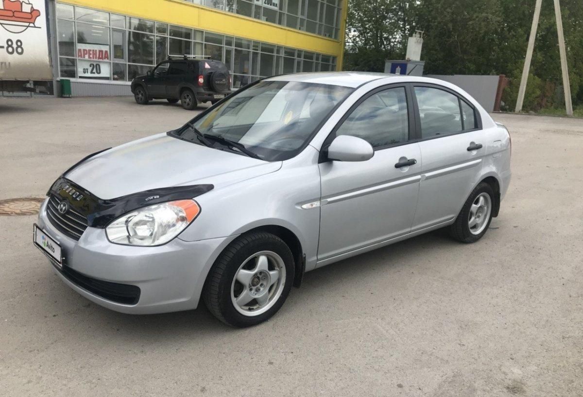 Дефлектор Vip-Tuning для капота Hyundai Verna 2006-2009. Артикул HYD14