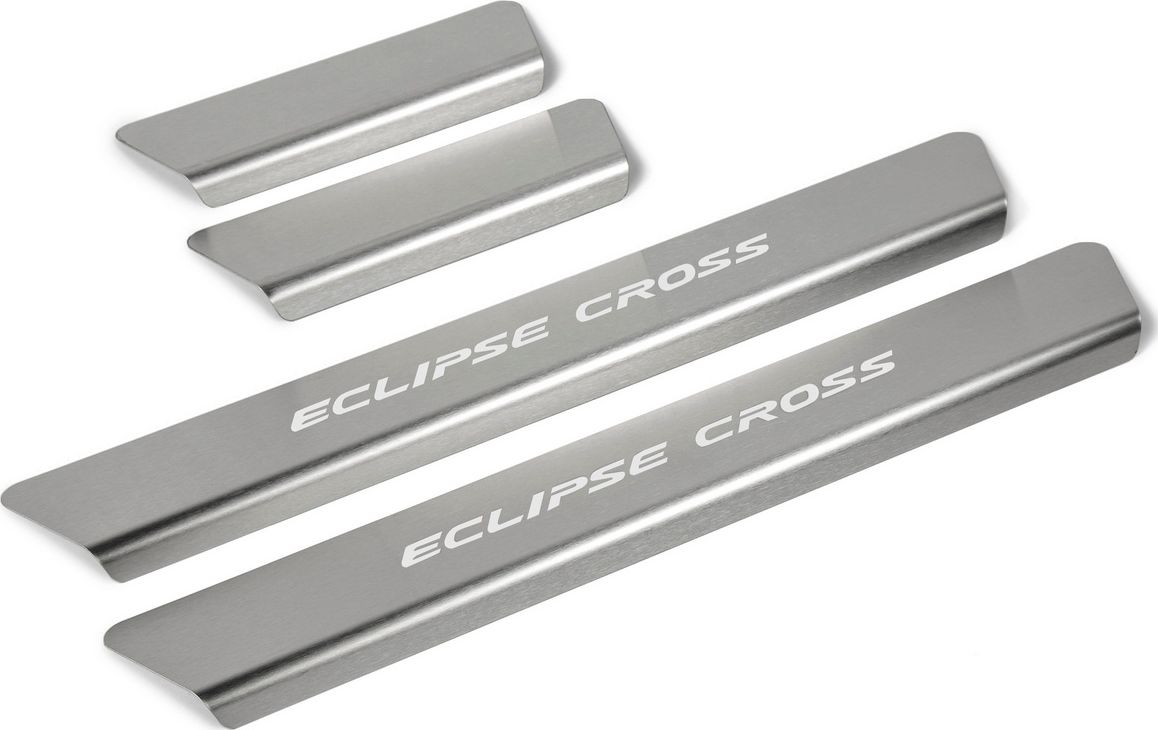 Накладки Rival на пороги (с надписью) для Mitsubishi Eclipse Cross 2018-2021. Артикул NP.4010.3