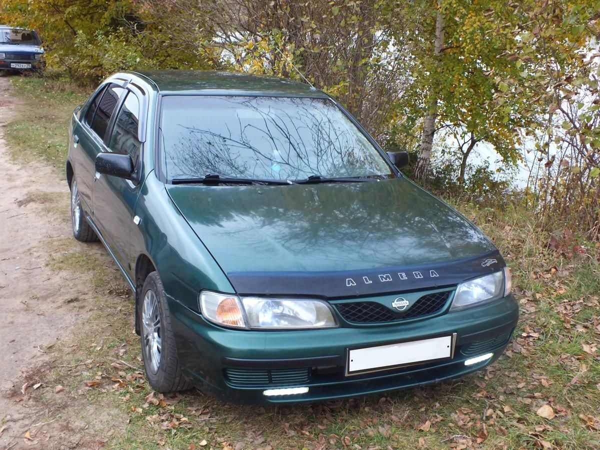 Дефлектор Vip-Tuning для капота Nissan Almera I N15 седан 1995-2000. Артикул NS02