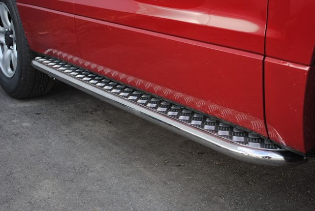 Защита порогов RusStal труба d42 с листом для Suzuki Grand Vitara 5-дв. 2005-2008. Артикул SGL-000022