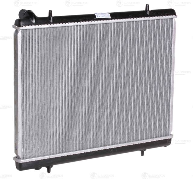 Радиатор охлаждения двигателя Luzar. Артикул LRc 2005