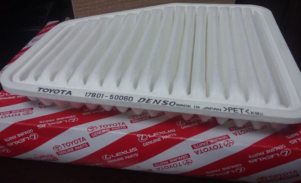 Воздушный фильтр Toyota. Артикул 1780150060