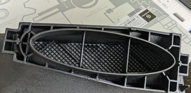 Воздушный фильтр Mercedes-Benz. Артикул 6420940000