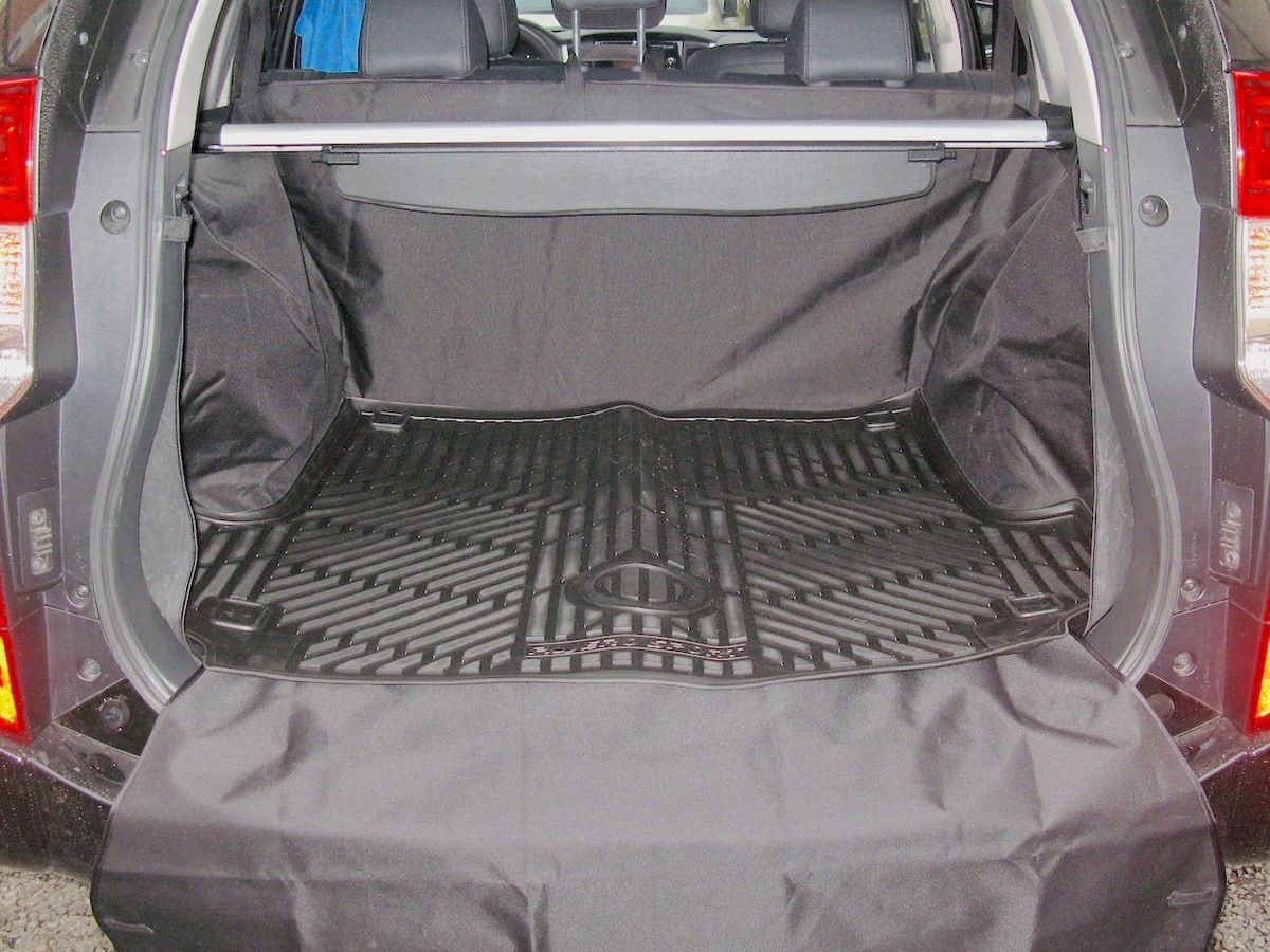 Защитный чехол AUTOSMSTUDIO "Standart" в багажник автомобиля для Mitsubishi Pajero Sport III 2016-2026, серый. Артикул TP-PADJERO-SP-III-STD-GR