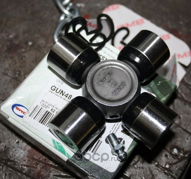 Крестовина карданного вала GMB. Артикул GUN-48