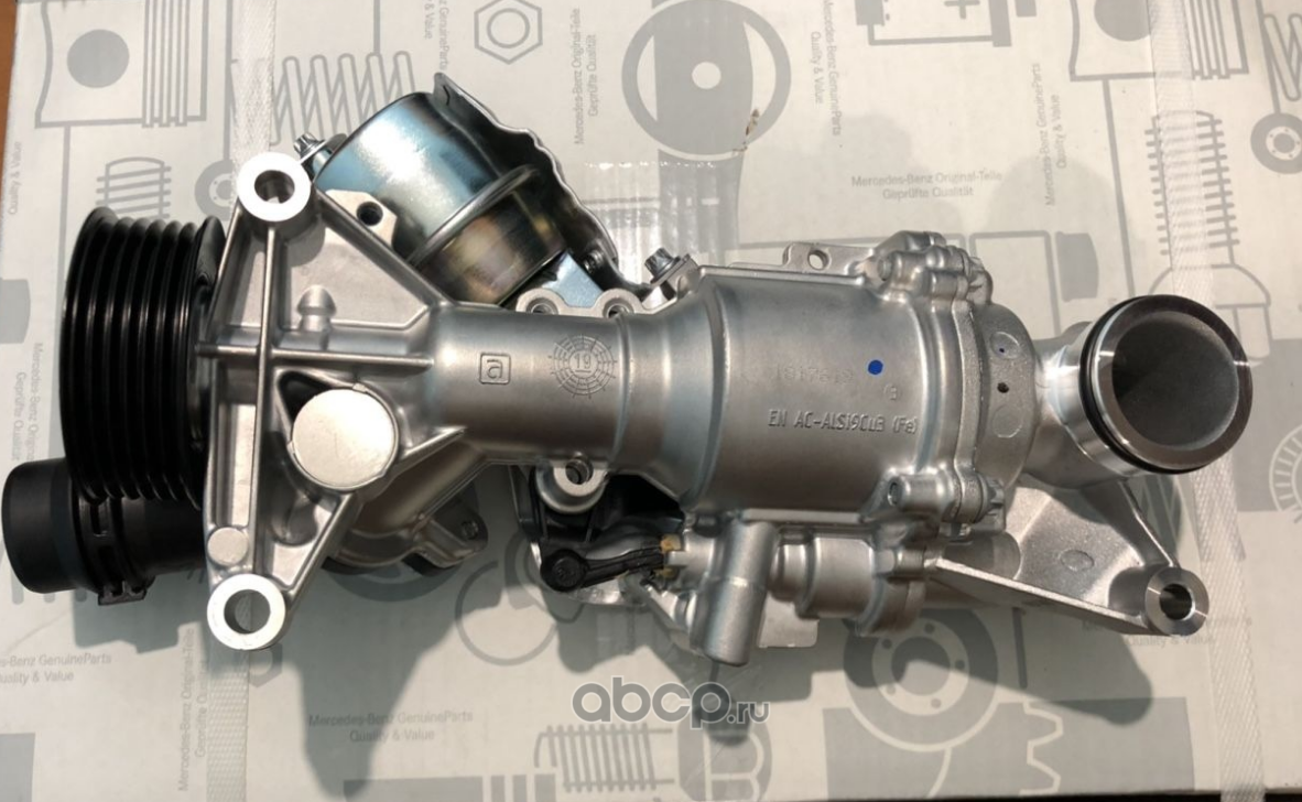 Помпа (водяной насос) Mercedes-Benz. Артикул 2742000800