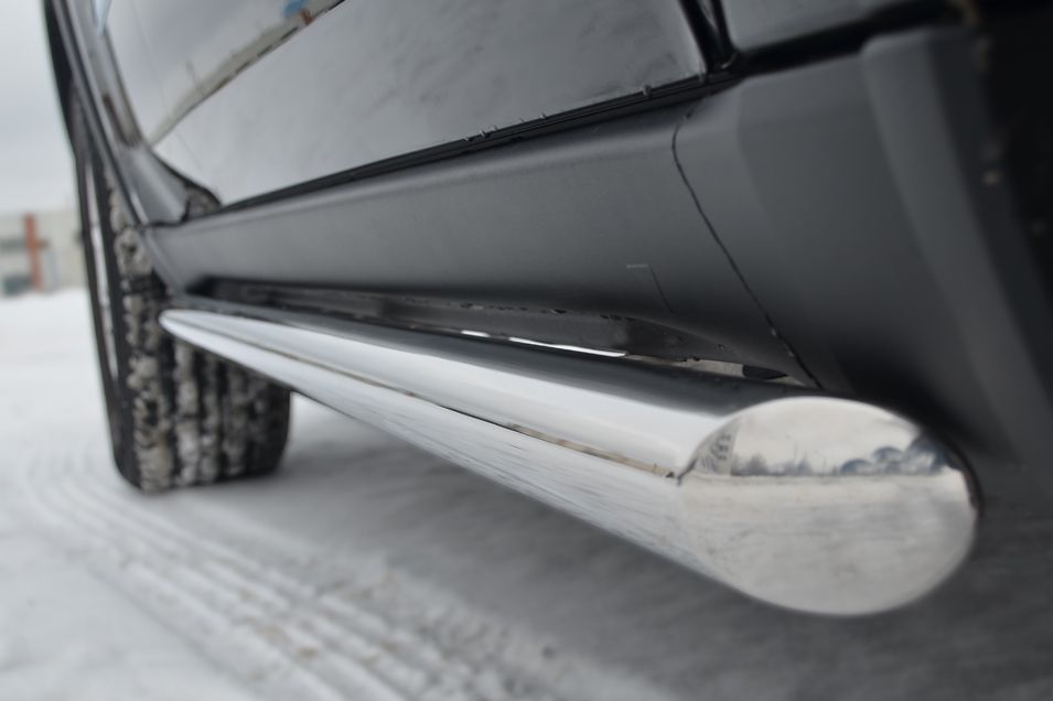 Защита порогов RusStal труба d63 мм (вариант 1) для Jeep Grand Cherokee WK2 2011-2014. Артикул JGT-0011951