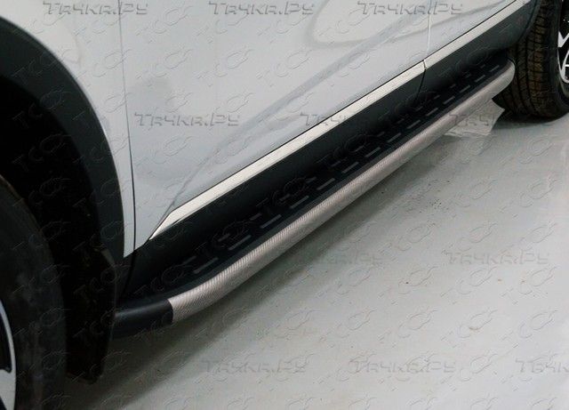 Пороги алюминиевые ТСС с пластиковой накладкой 1720 мм для Renault Arkana 2019-2022 Карбон серые. Артикул RENARK19-20GR