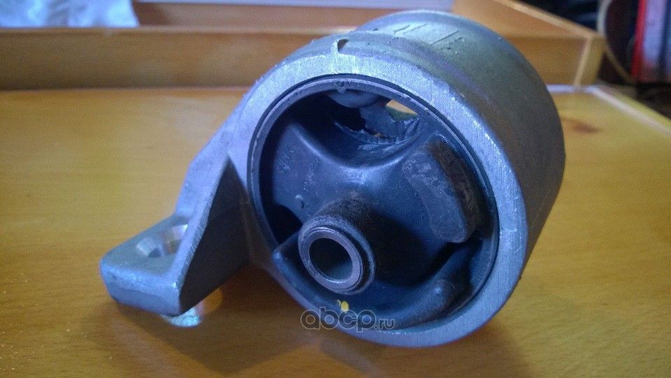 Подушка (опора) двигателя Hyundai / KIA. Артикул 0K2N439060B