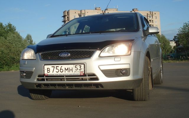 Дефлектор SIM для капота Ford Focus II универсал 2005-2007. Артикул SFOFO20512