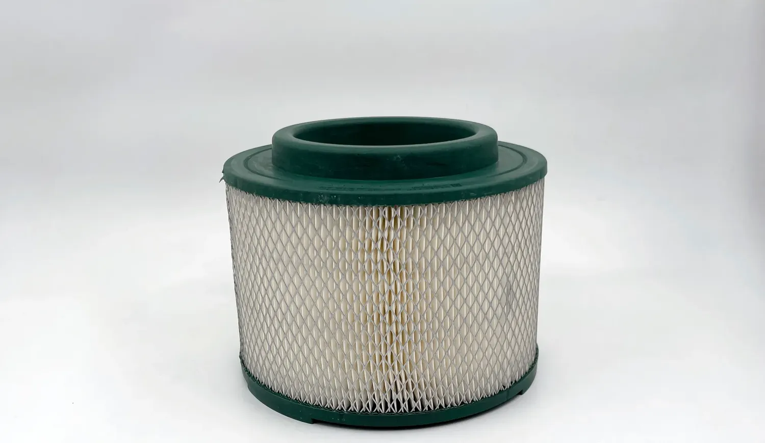 Фильтр воздушный FORD Ranger  MAZDA BT-50  TOYOTA HiLux  Fortuner 2 5  3 0D 4VVTi 05- (BIG Filter). Артикул gb-543