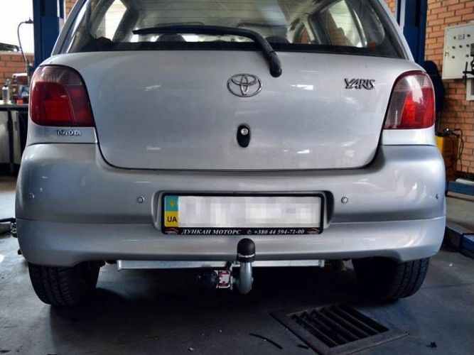 Фаркоп Galia оцинкованный для Toyota Yaris P1 1999-2005. Артикул T033A
