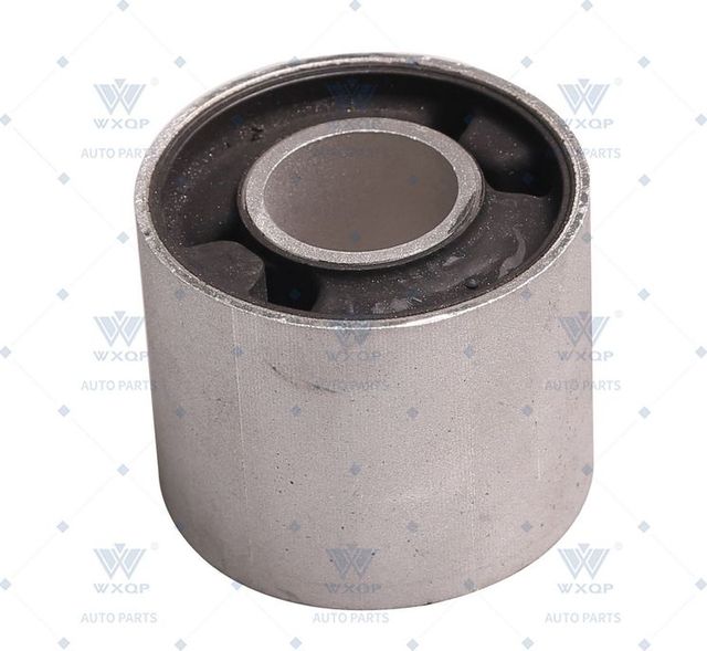 Сайлентблок переднего рычага подвески Wxqp правый/левый нижний для Mercedes-Benz GL-Класс I (X164) 2006-2012. Артикул 181141