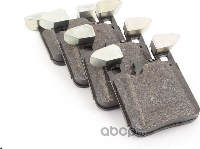 Тормозные колодки BMW. Артикул 34216887576