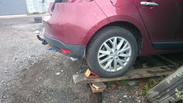 Фаркоп Трейлер для Renault Megane III хэтчбек 2009-2026. Артикул 9050