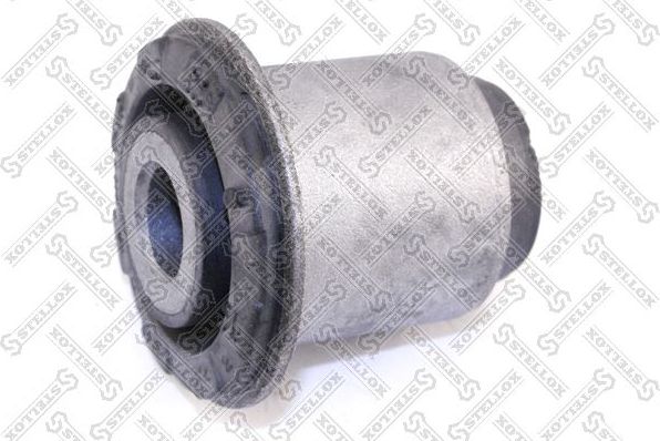 Сайлентблок переднего рычага подвески Stellox. Артикул 87-37053-SX