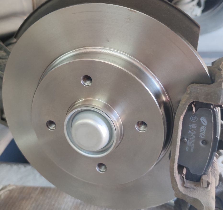 Тормозной диск Remsa. Артикул 61058.20