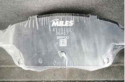 Тормозные колодки Miles (Semi-Metallic). Артикул E110110