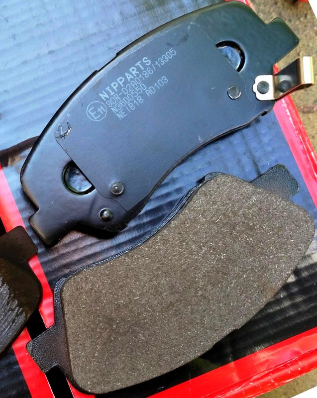 Тормозные колодки Nipparts. Артикул N3600550