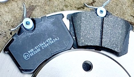 Тормозные колодки Eurorepar. Артикул 1617250480