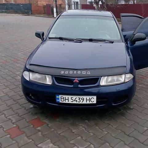 Дефлектор VT52 для капота Mitsubishi Carisma 1995-1999. Артикул MSH05VT