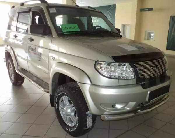 Дефлектор Vip-Tuning для капота УАЗ Patriot (3163, Sport 3164) 2005-2026. Артикул UA01