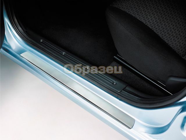 Накладки Союз-96 на внутренние пороги (без логотипа) на металл для Hyundai Solaris 2010-2015. Артикул HSOL.31.3320