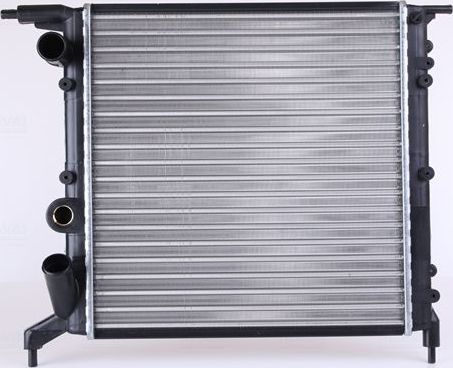 Радиатор охлаждения двигателя Nissens. Артикул 639261