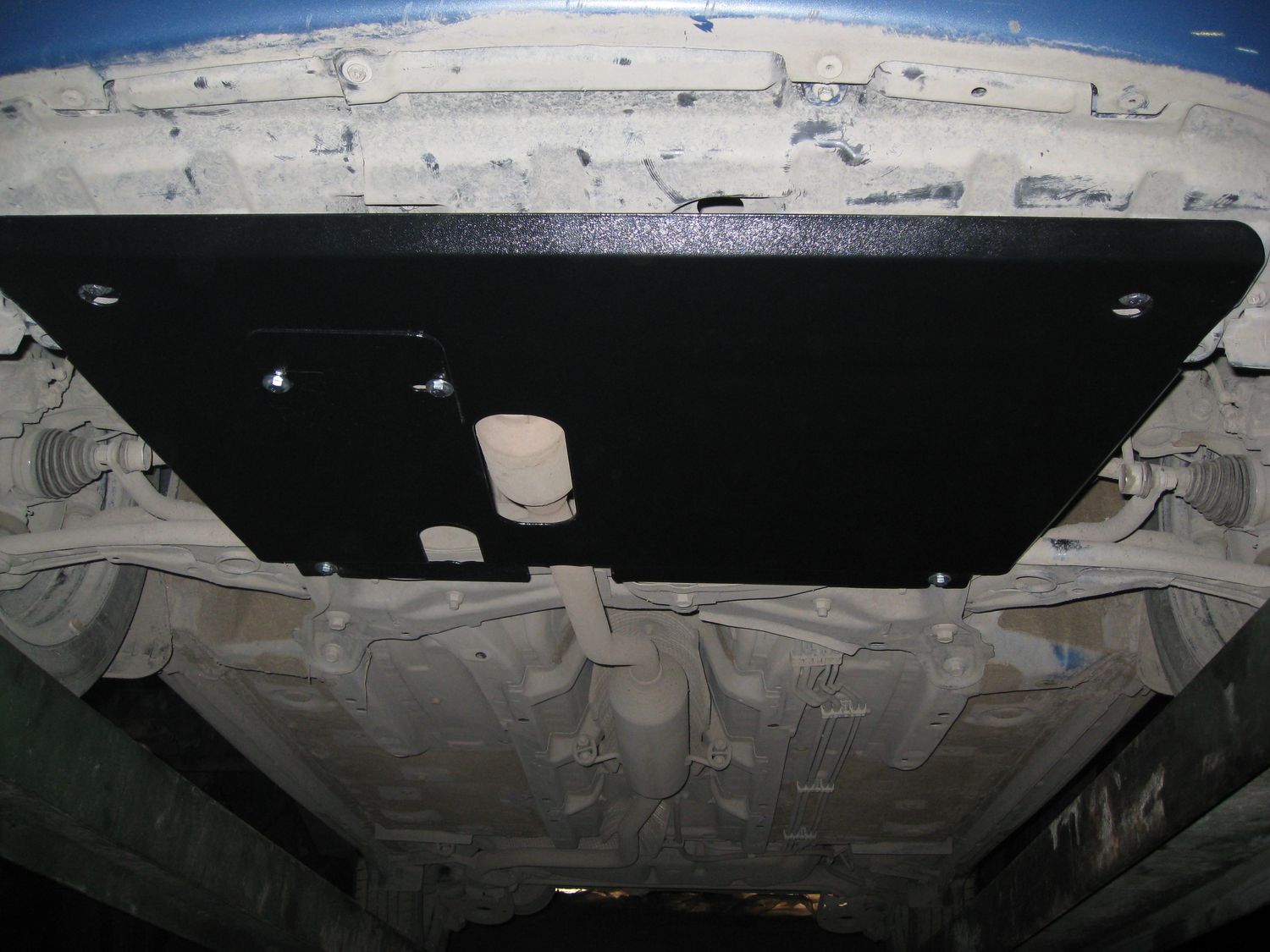 Защита Alfeco для картера и КПП Toyota Yaris P2 2005-2011. Артикул ALF.24.09