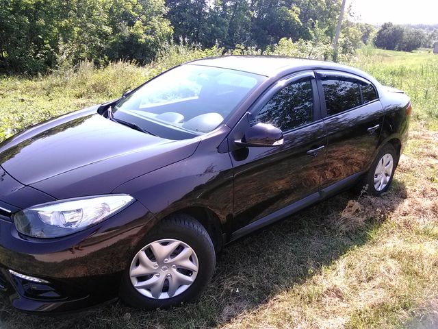 Дефлекторы SIM для окон Renault Fluence седан 2009-2026. Артикул SREFLU0932
