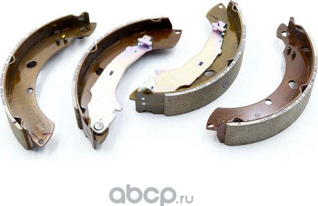 Тормозные колодки VAG задние для Porsche Cayenne II (958) 2010-2019. Артикул 7P0698525