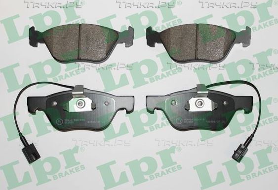 Тормозные колодки LPR передние для Lancia Kappa 1995-2001. Артикул 05P720