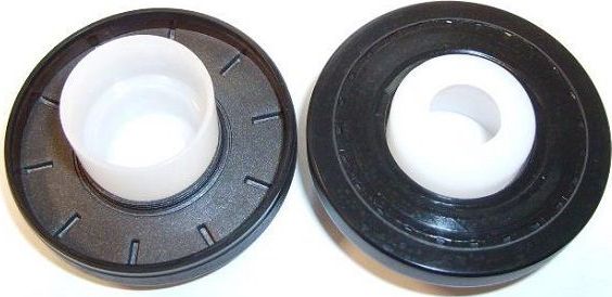 Сальник коленвала Elring (PTFE (политетрафлуороетилен)/ACM (полиакрил-каучук)). Артикул 505.600