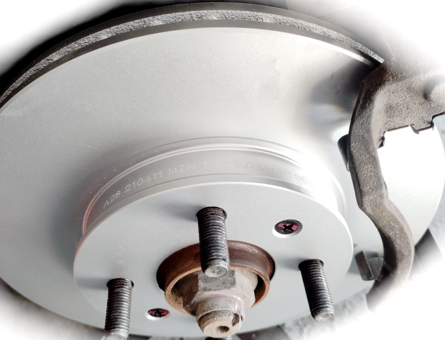 Тормозной диск Nisshinbo. Артикул ND6004K