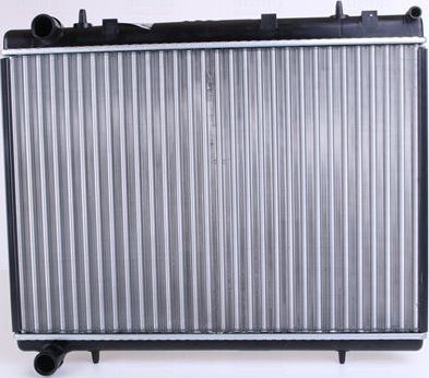 Радиатор охлаждения двигателя Nissens передний правый для Citroen C4 I 2004-2013. Артикул 63601