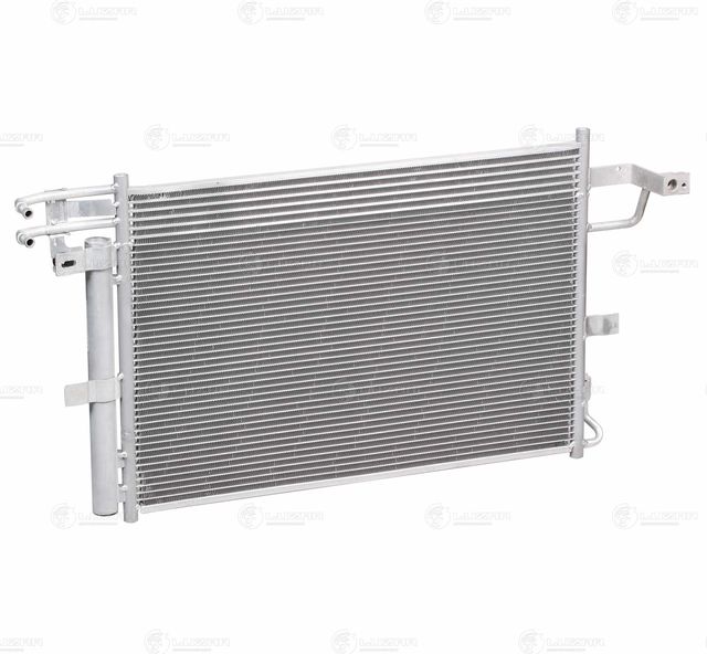 Радиатор кондиционера (конденсатор) Luzar для Ford Explorer V 2010-2019. Артикул LRAC 1018