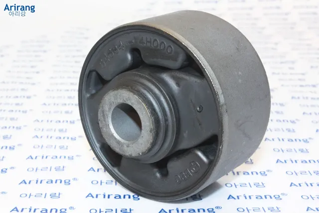 Сайленблок задний переднего рычага (Arirang). Артикул ARG121369