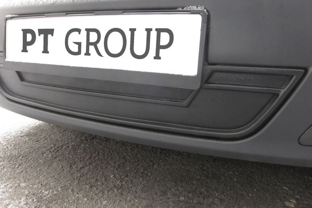 Зимняя заглушка PT Group решетки переднего бампера (ABS) для Lada Largus I 2012-2024. Артикул 01302701