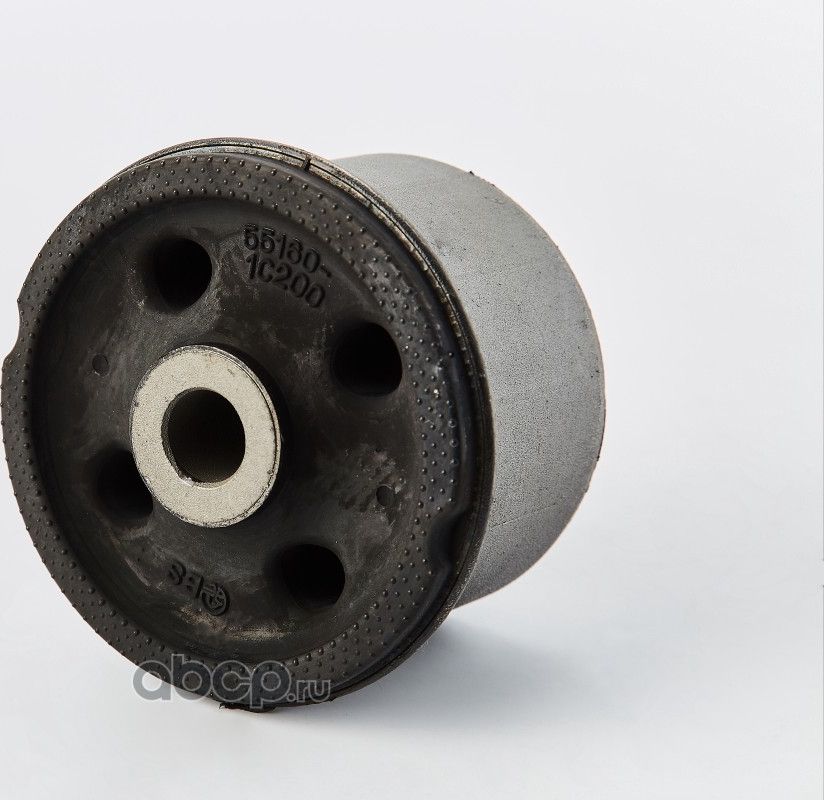 Сайлентблок переднего рычага подвески SpeedMate. Артикул SM-BKH047