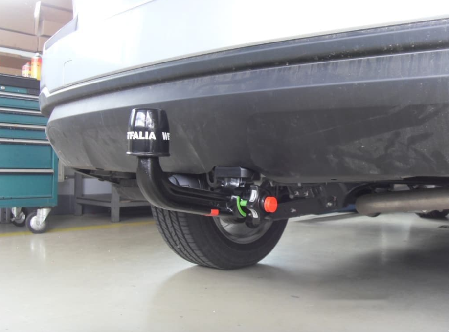 Фаркоп Westfalia для Subaru Forester IV 2013-2018. Быстросъемный крюк. Артикул 348039600001