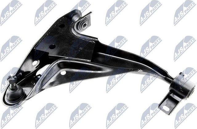 Сайлентблок переднего рычага подвески NTY правый нижний для Ford Explorer II 1994-2002. Артикул ZWD-CH-027