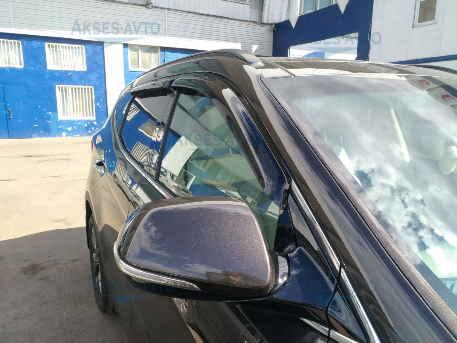 Дефлекторы SIM для окон Hyundai Santa Fe III 2012-2026. Артикул SHYSAN1232