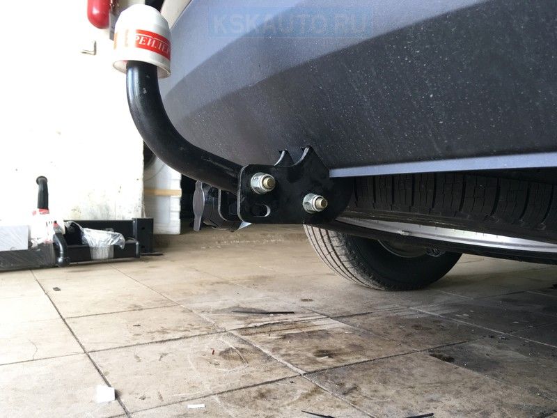 Фаркоп Трейлер для Hyundai Santa Fe III универсал 2012-2017. Артикул 7231