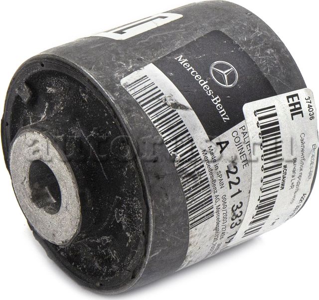 Сайлентблок переднего рычага подвески Mercedes-Benz. Артикул A2213331914