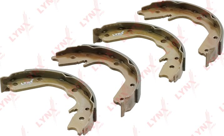 Тормозные колодки (стояночная тормозная система) LYNXauto. Артикул BS-6104