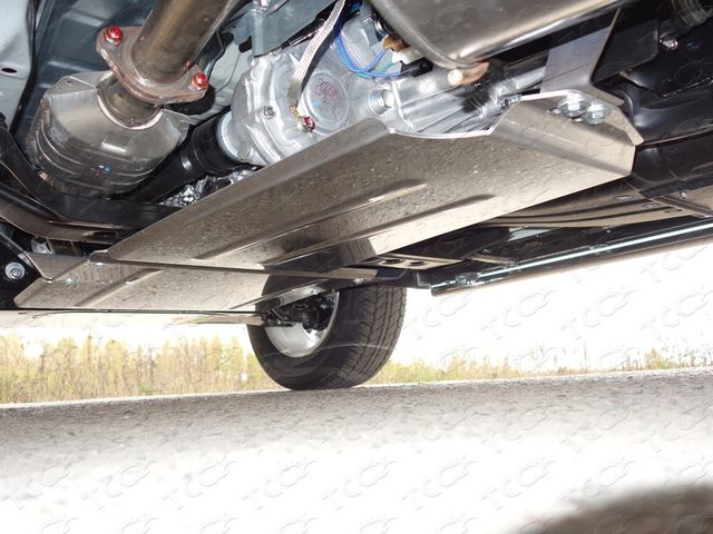 Защита алюминиевая ТСС (4 мм) для РК Mitsubishi Pajero IV 2006-2020. Артикул ZKTCC00053